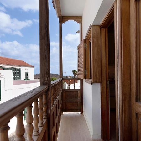 Balcon De Porteria Telde Bagian luar foto